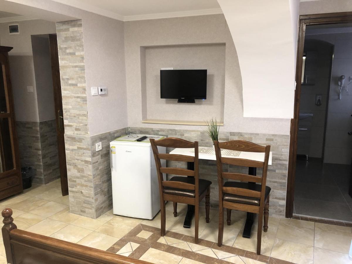 Mosoly Apartman Segedín Exteriér fotografie