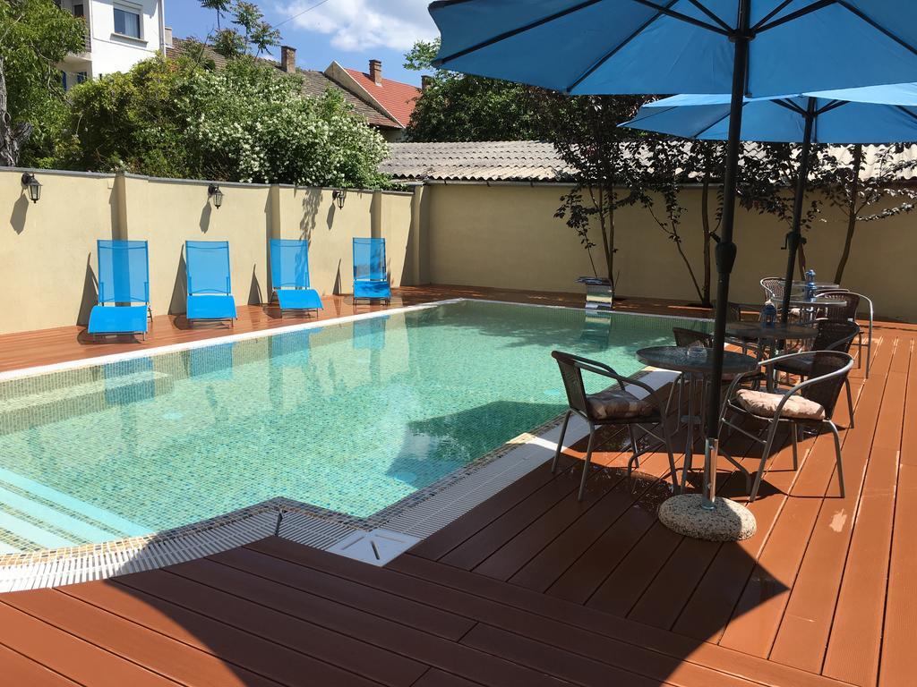 Mosoly Apartman Segedín Exteriér fotografie
