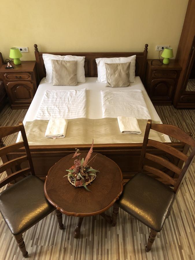 Mosoly Apartman Segedín Exteriér fotografie
