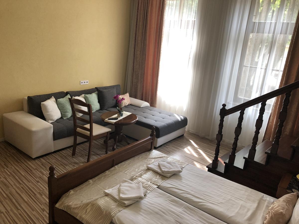 Mosoly Apartman Segedín Exteriér fotografie